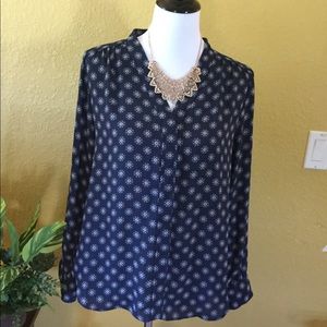 CB Established 1962 navy blue blouse medium top